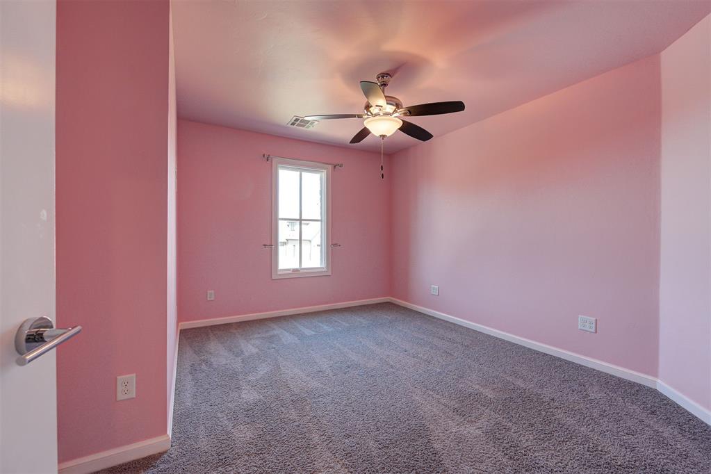 15704 James Thomas Court Property Photo 15