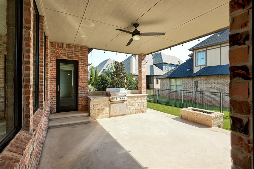 15704 James Thomas Court Property Photo 24