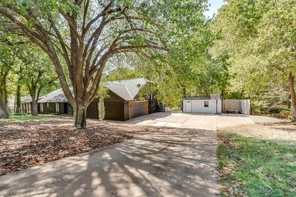8009 Magnolia Property Photo 2