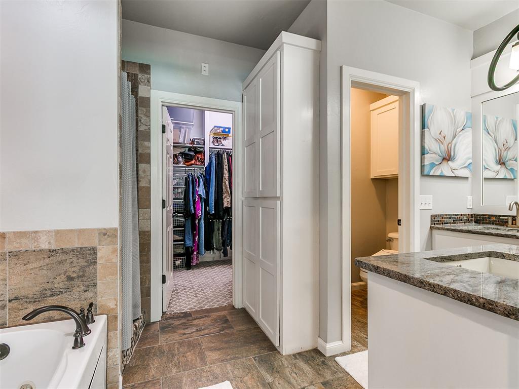 2612 Cheval Pointe Drive Property Photo 25