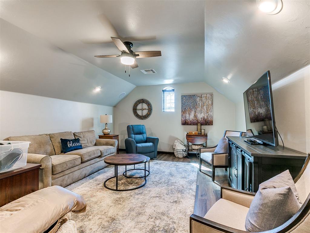 2612 Cheval Pointe Drive Property Photo 28