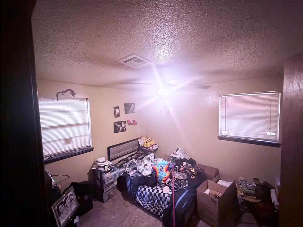 3208 Se Parker Drive Property Photo 4