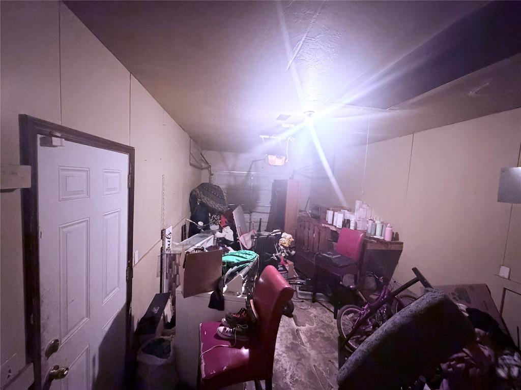 3208 Se Parker Drive Property Photo 7