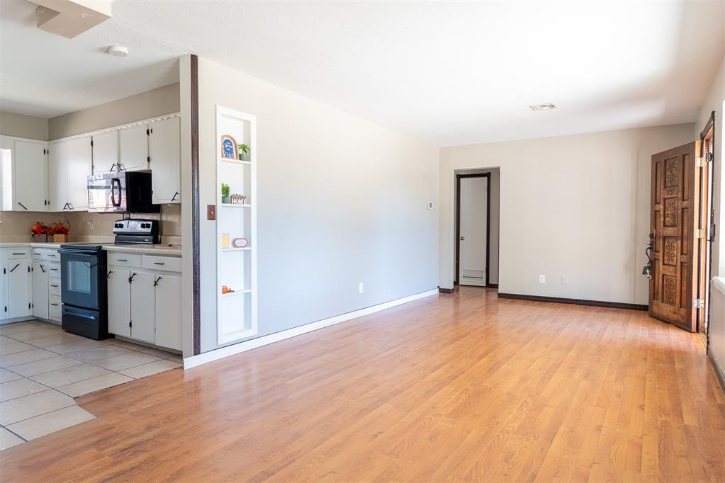 722 Cinmac Street Property Photo 5