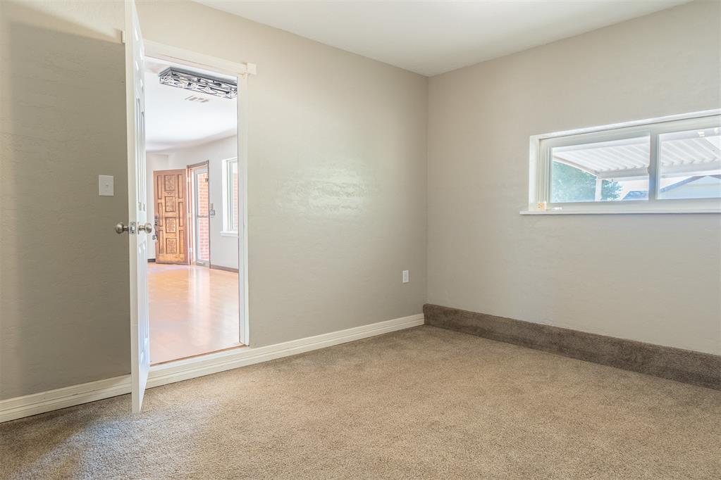 722 Cinmac Street Property Photo 7