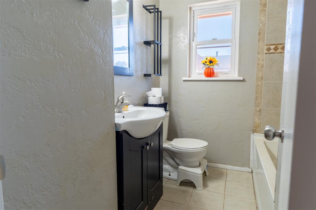 722 Cinmac Street Property Photo 13