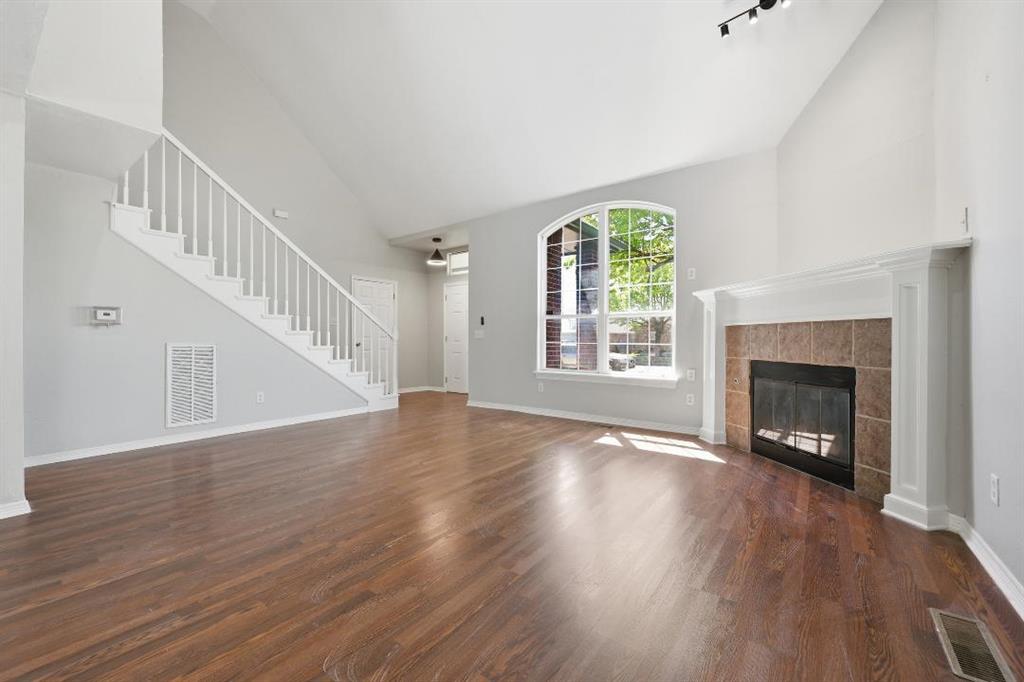 11613 Sw 11th Street Property Photo 5
