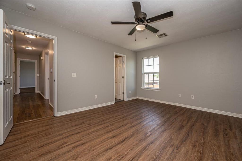 11613 Sw 11th Street Property Photo 25