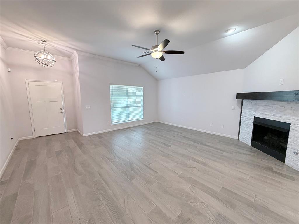 18137 Autumn Grove Drive Property Photo 5