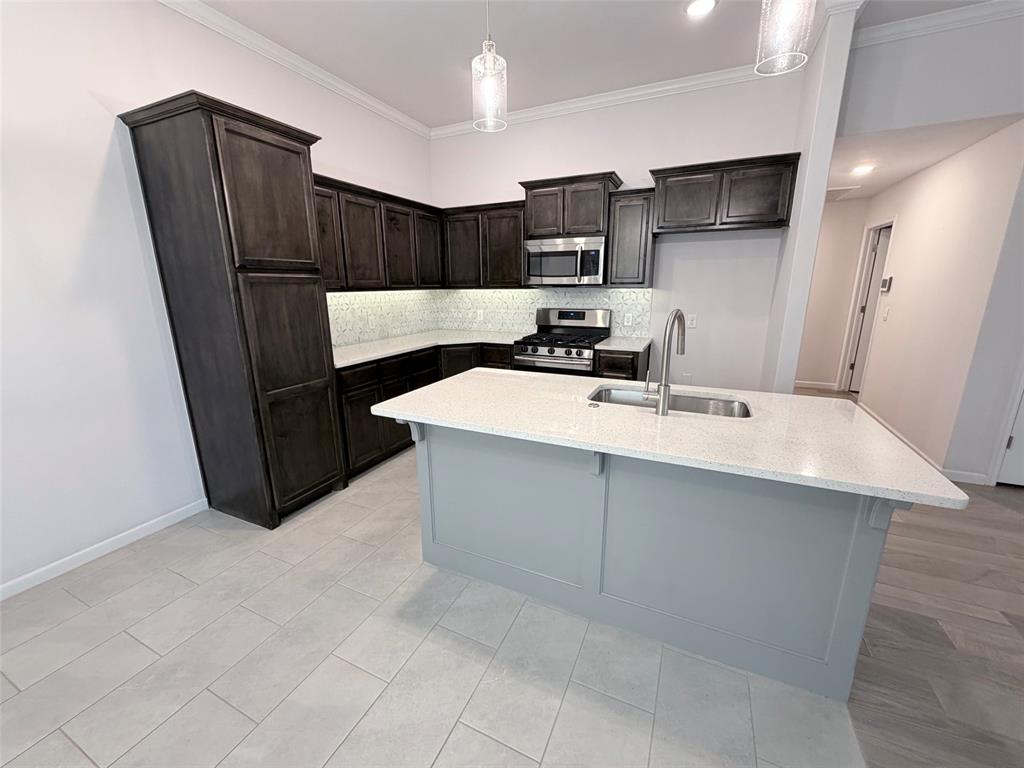 18137 Autumn Grove Drive Property Photo 6