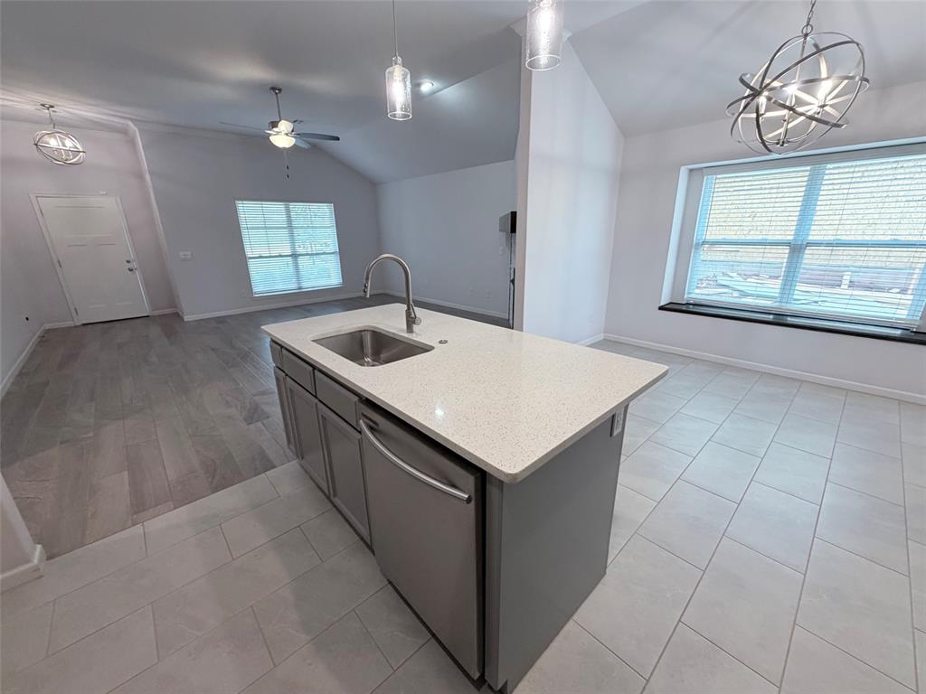 18137 Autumn Grove Drive Property Photo 8