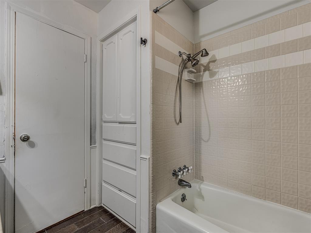 12724 S Coltrane Road Property Photo 14