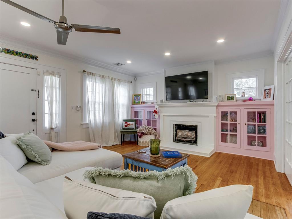 1025 Nw 34th Street Property Photo 8