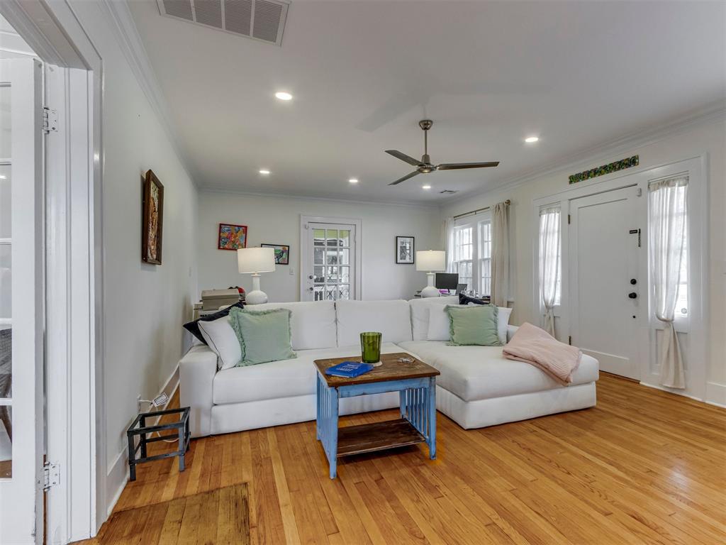 1025 Nw 34th Street Property Photo 10