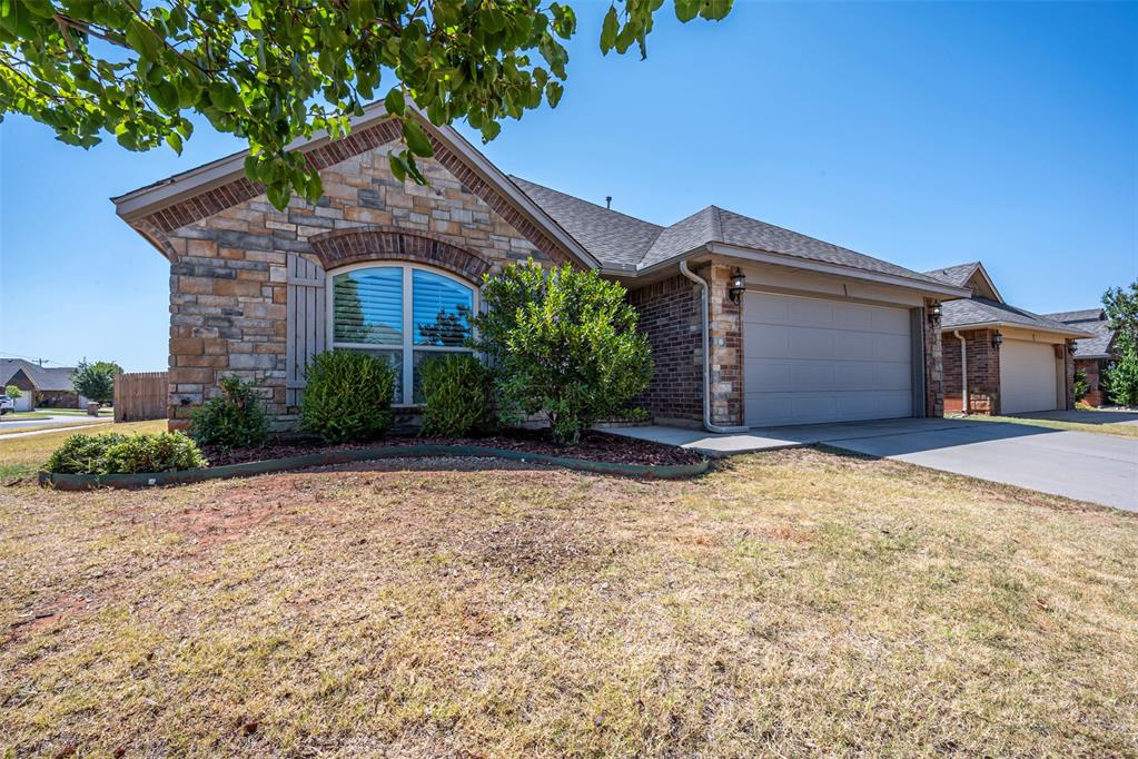 3300 Nw 160th Street Property Photo 5