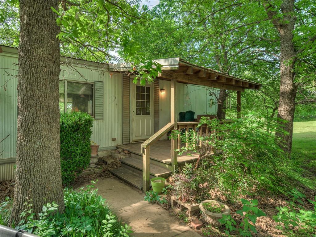 340013 E 810 Road Property Photo 1