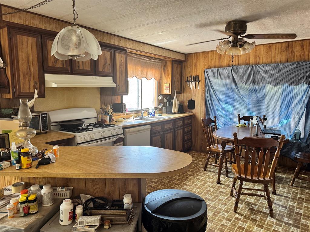 340013 E 810 Road Property Photo 12