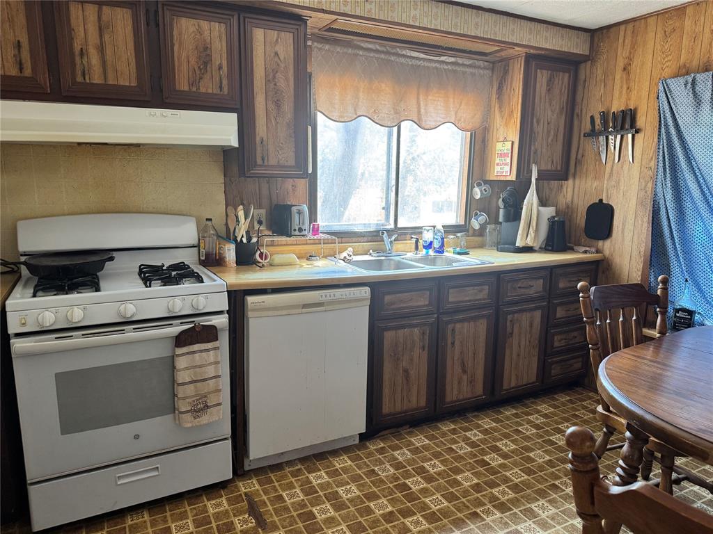 340013 E 810 Road Property Photo 14