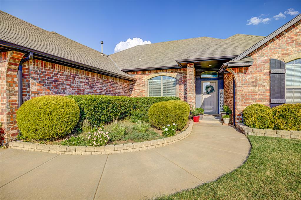 3212 Pin Oak Road Property Photo 2