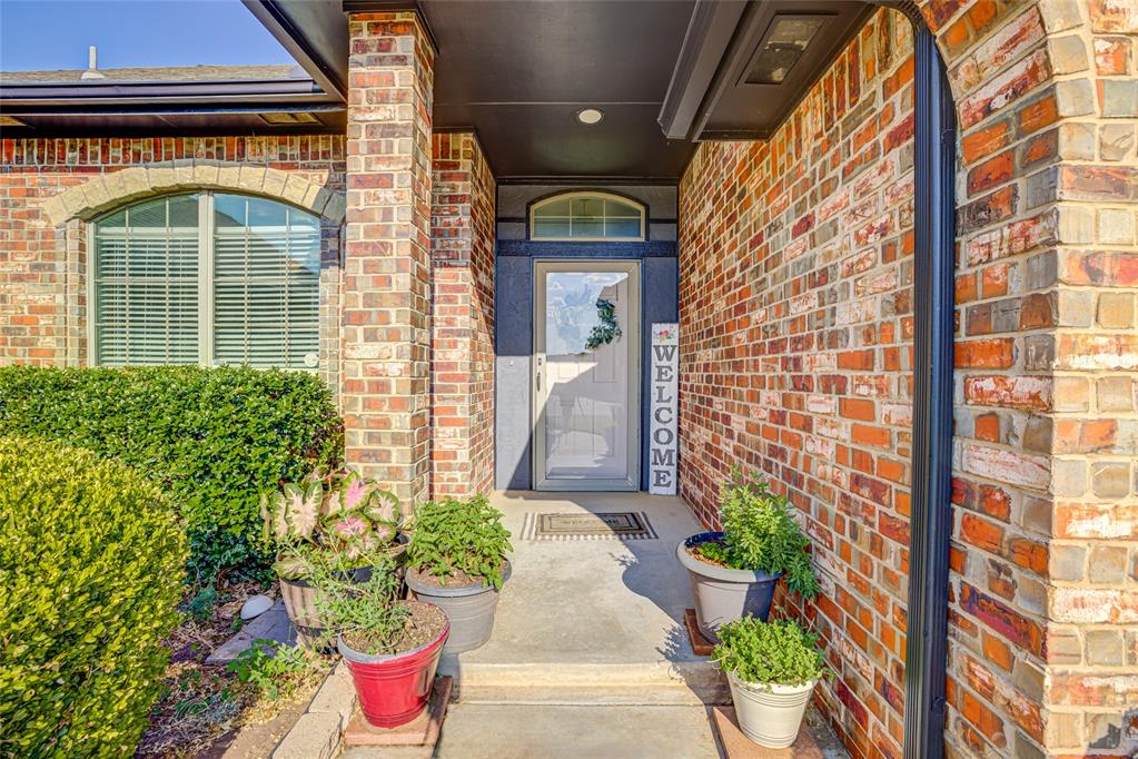 3212 Pin Oak Road Property Photo 3