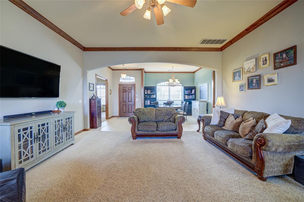 3212 Pin Oak Road Property Photo 8