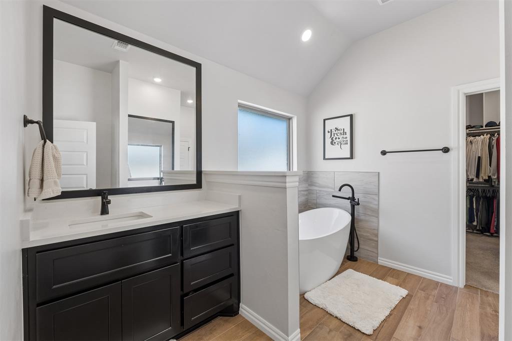 3405 Broadmoore Drive Property Photo 15
