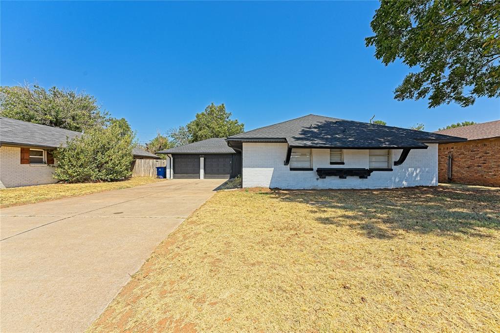 3105 W Britton Road Property Photo 1