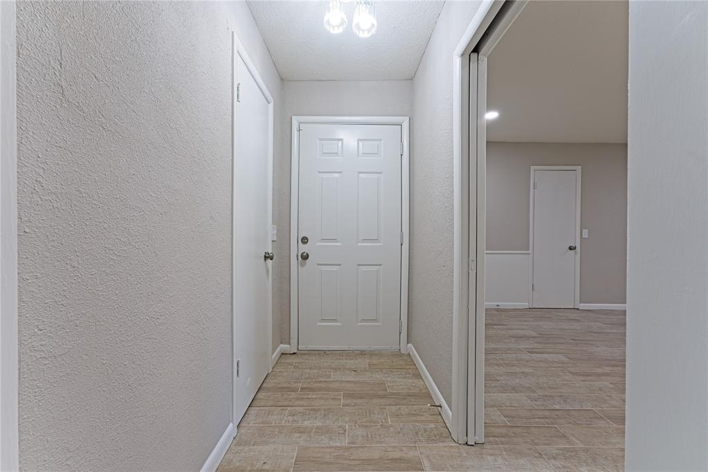 3105 W Britton Road Property Photo 4