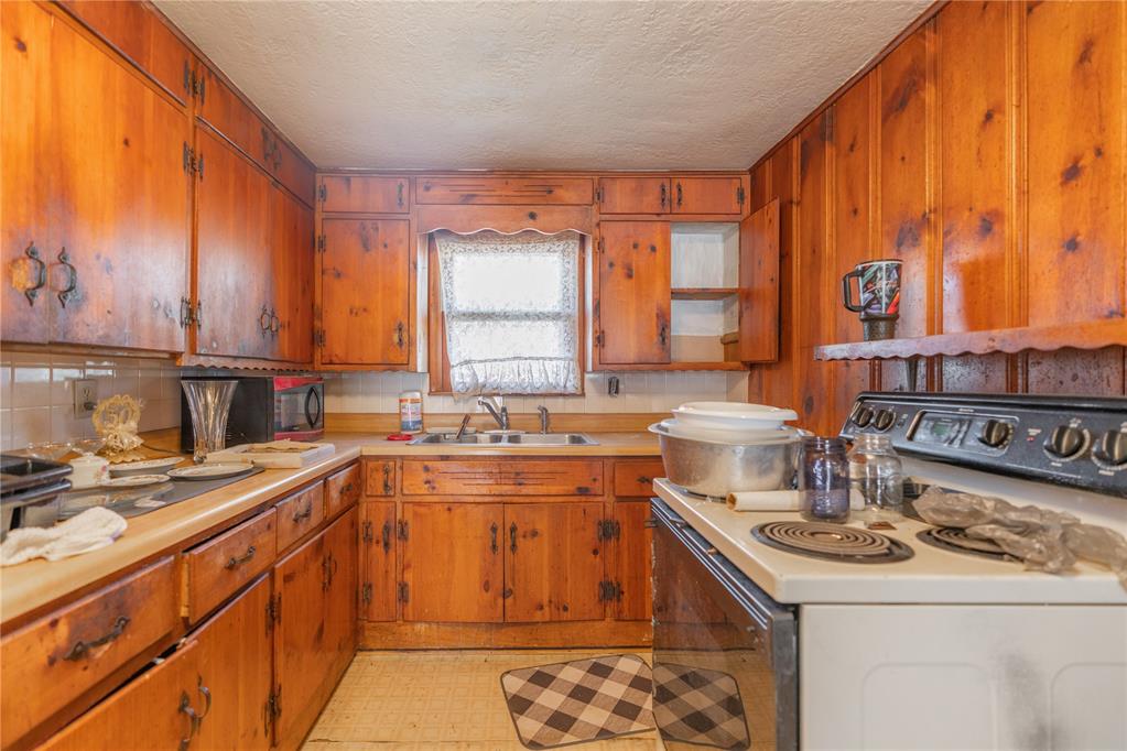 1923 W Louisiana Avenue Property Photo 8