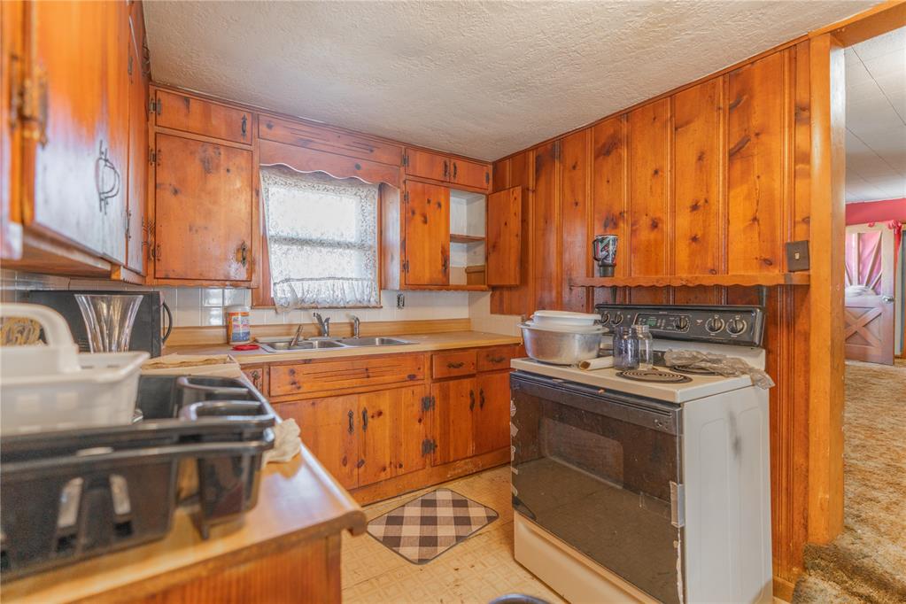 1923 W Louisiana Avenue Property Photo 9