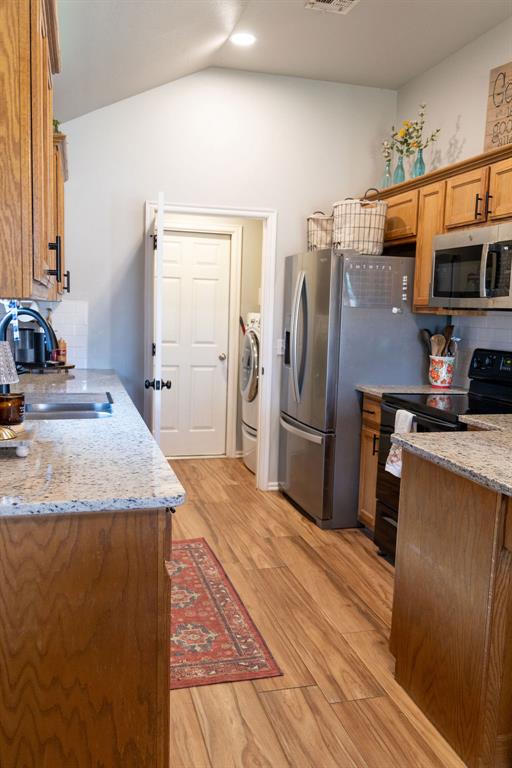 4412 Applegate Drive Property Photo 6