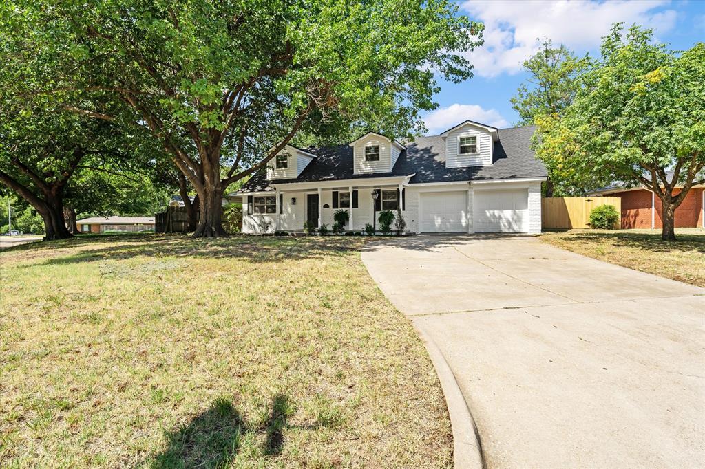 1632 Rosemont Drive Property Photo 3