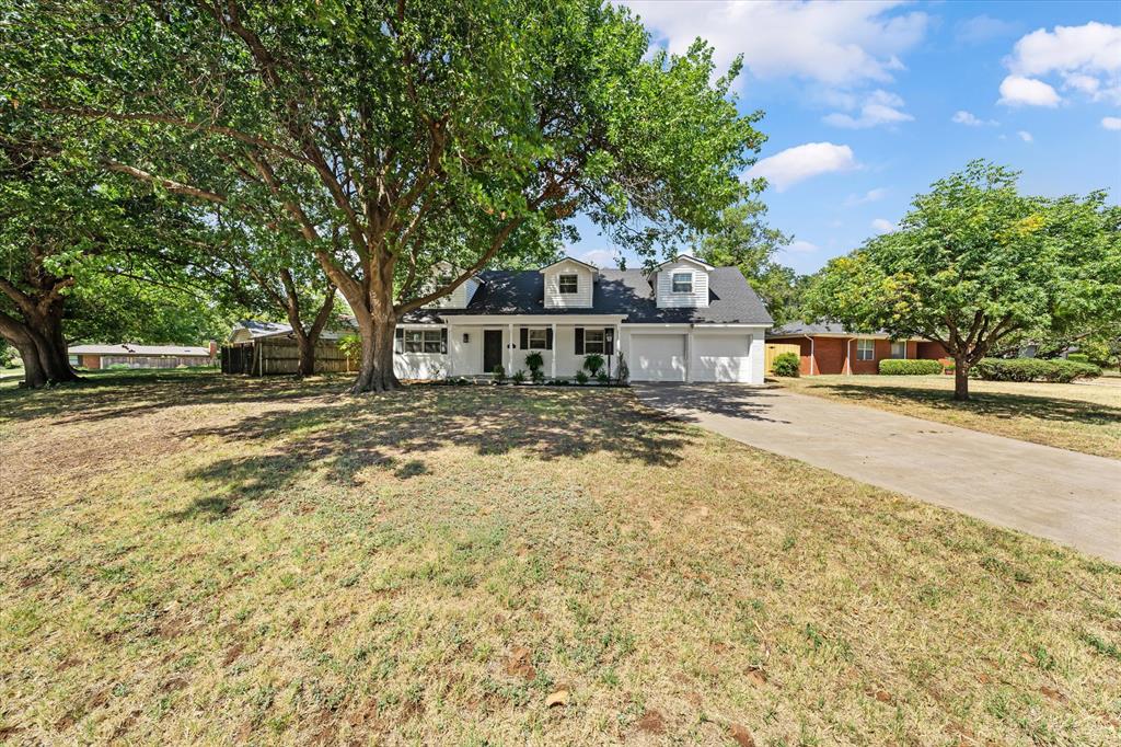 1632 Rosemont Drive Property Photo 6