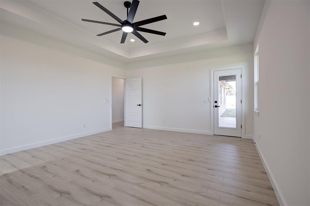 2444 Wolf Creek Bend Property Photo 23