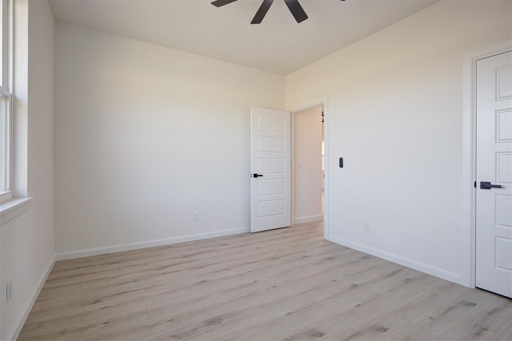 2444 Wolf Creek Bend Property Photo 38