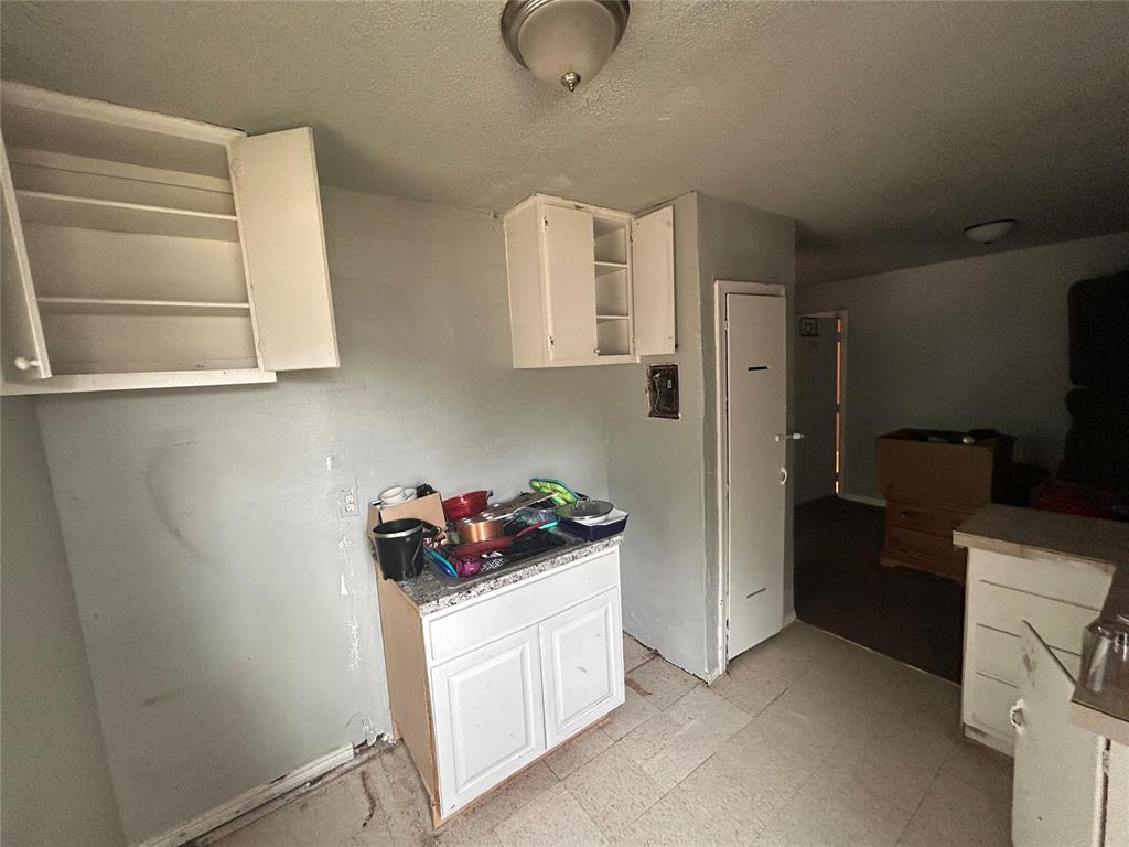 420 Sw 34th Street Property Photo 8