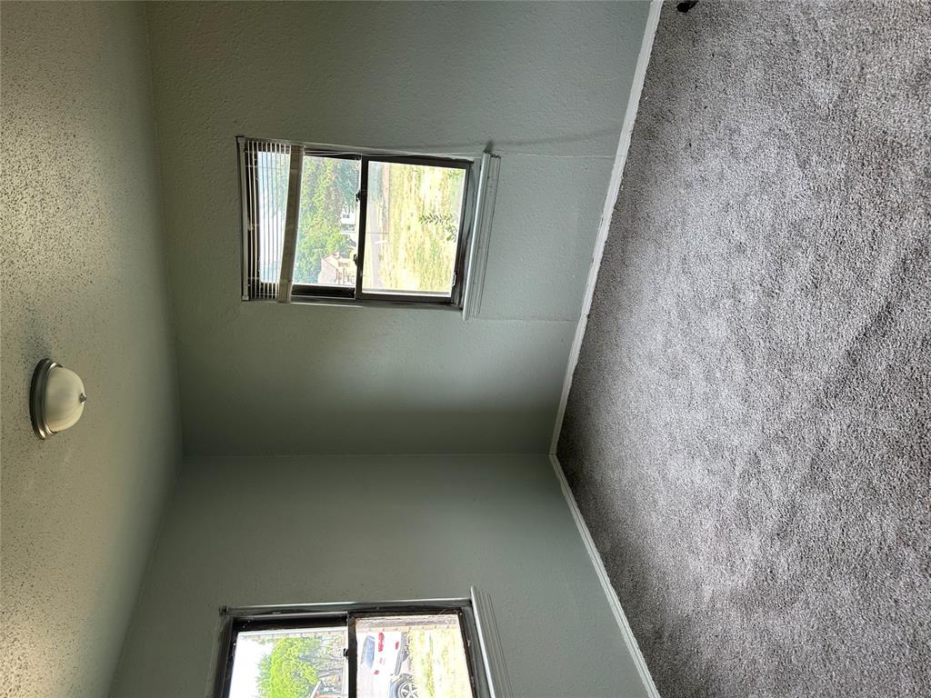 420 Sw 34th Street Property Photo 9