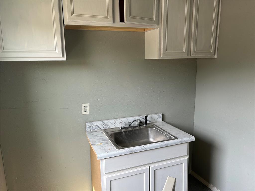 420 Sw 34th Street Property Photo 10