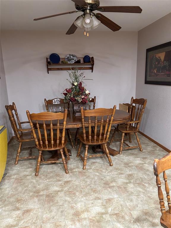 521 W Roh Street Property Photo 7