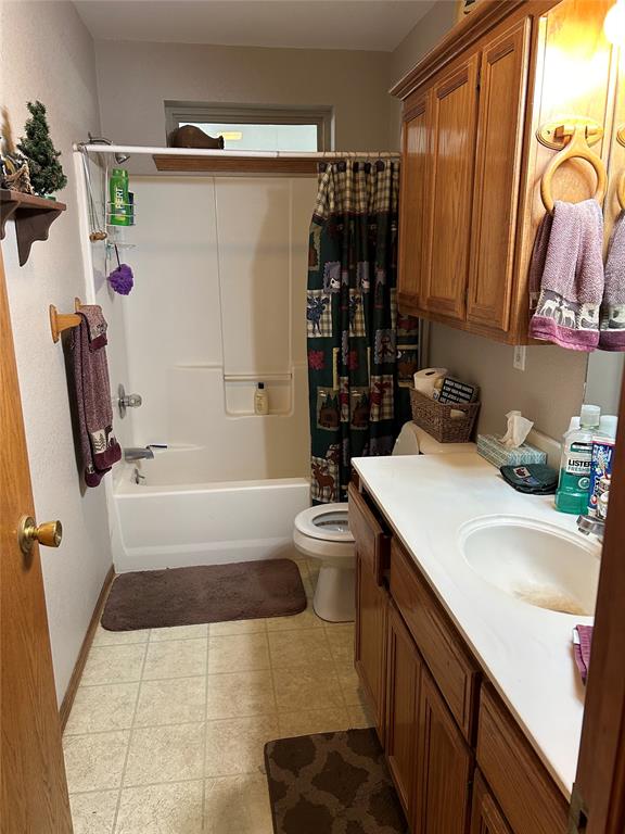 521 W Roh Street Property Photo 12