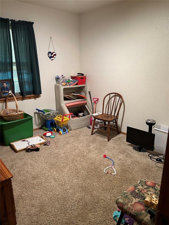 521 W Roh Street Property Photo 14