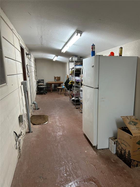 521 W Roh Street Property Photo 23