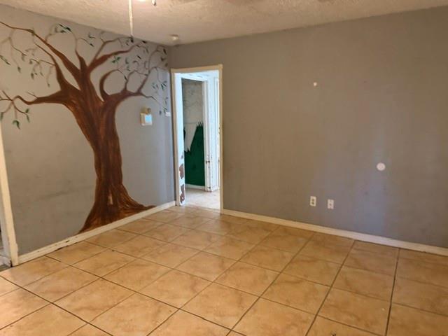 1120 Berwyck Drive Property Photo 4