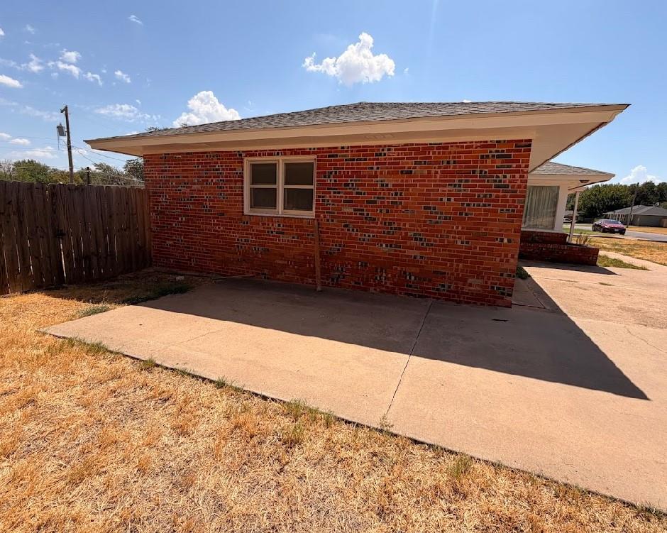 116 Sunset Street Property Photo 3