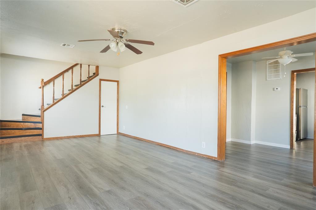 1248216 Property Photo 2
