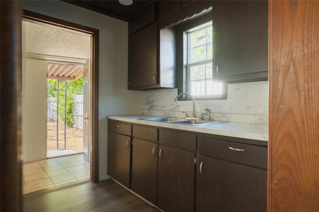 1248216 Property Photo 7