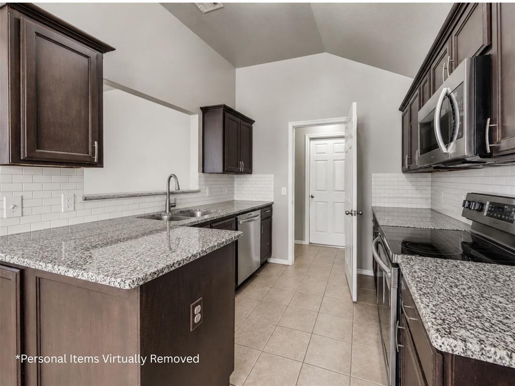 625 Sw 38th Place Property Photo 11