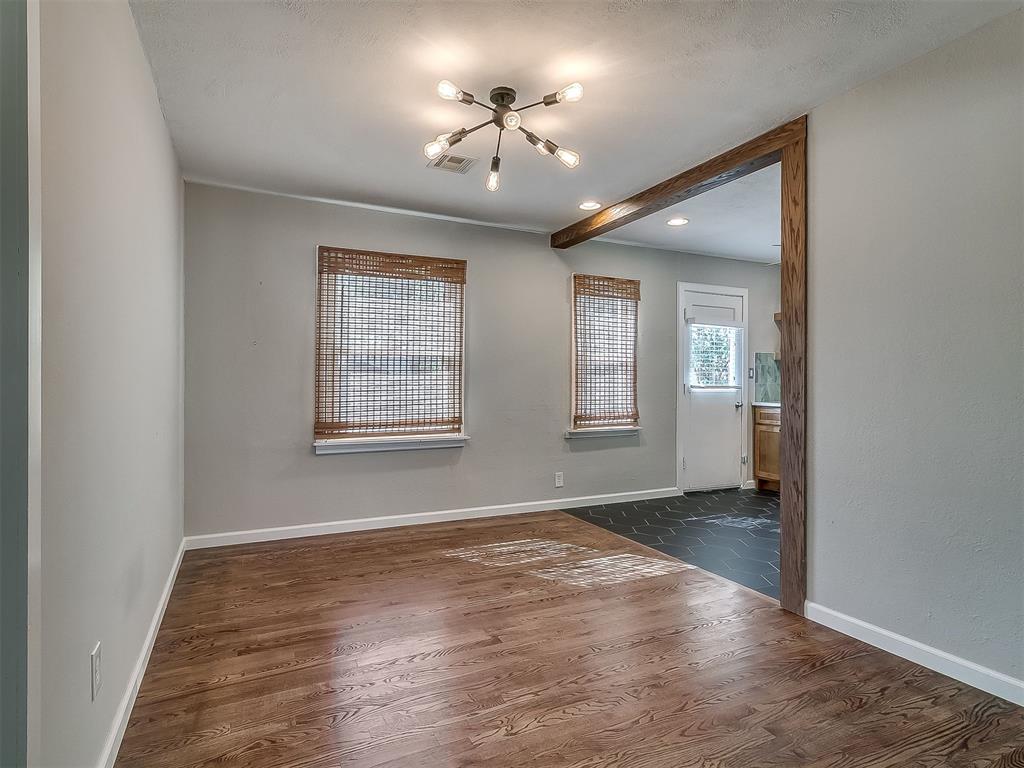 3020 W Fairfield Avenue Property Photo 8