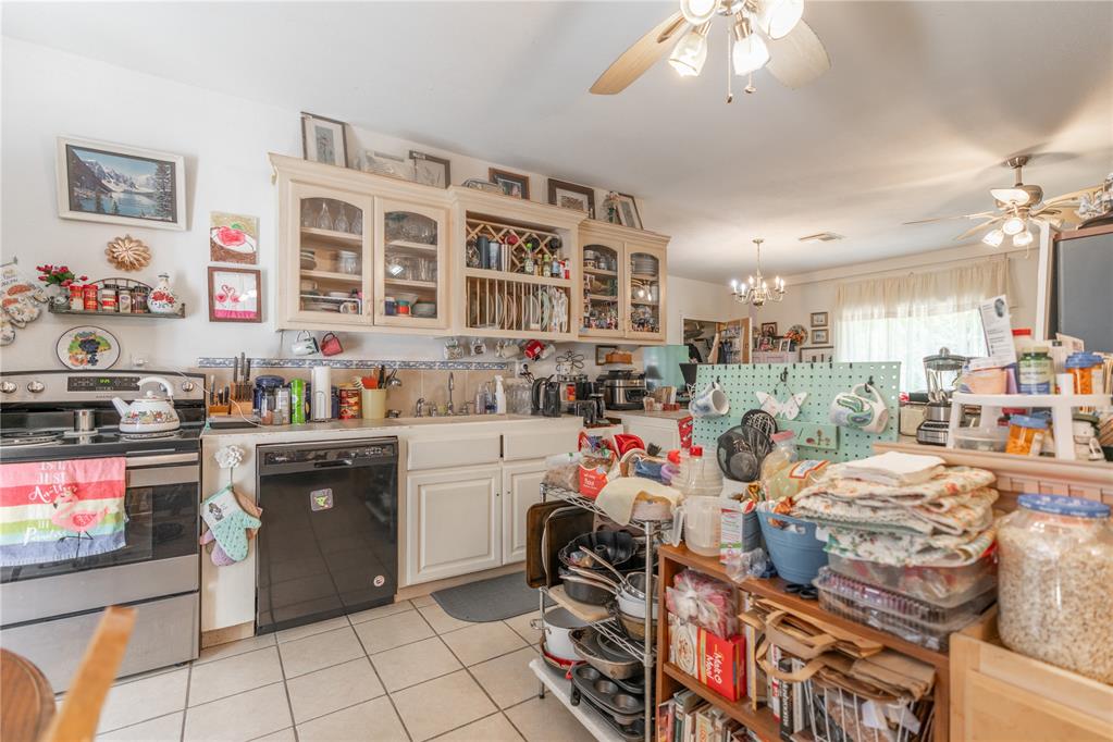 32383 Summerwood Lane Property Photo 3