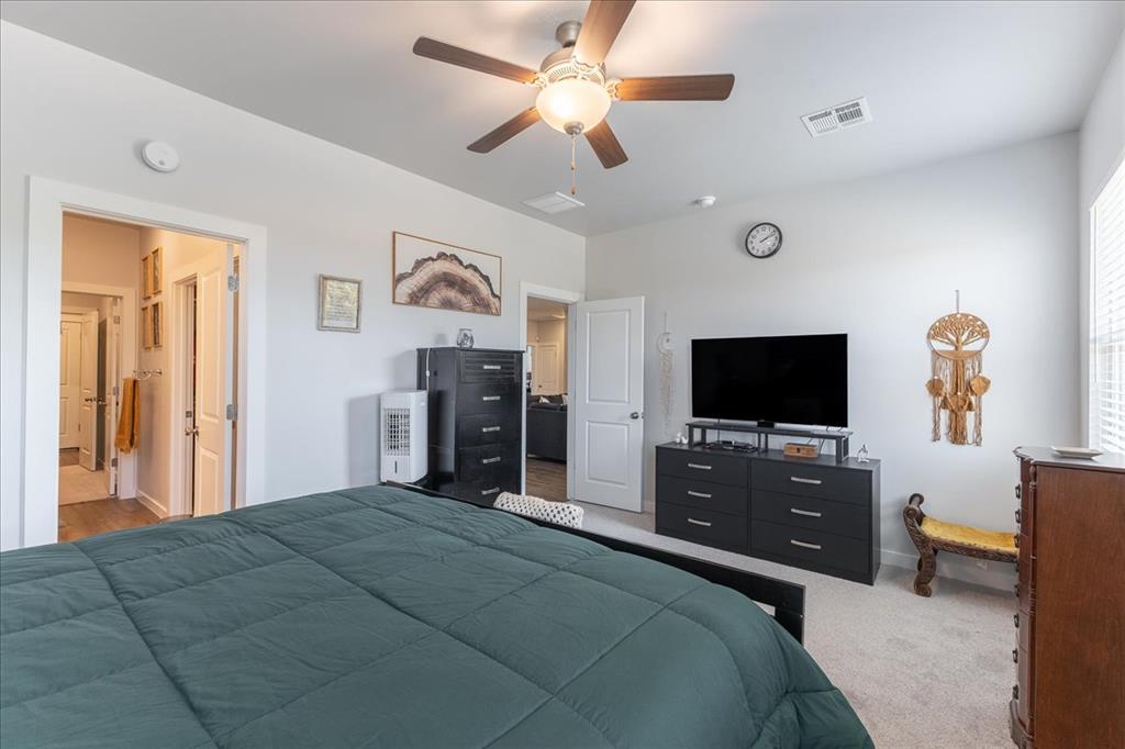 504 Evergreen Way Property Photo 26